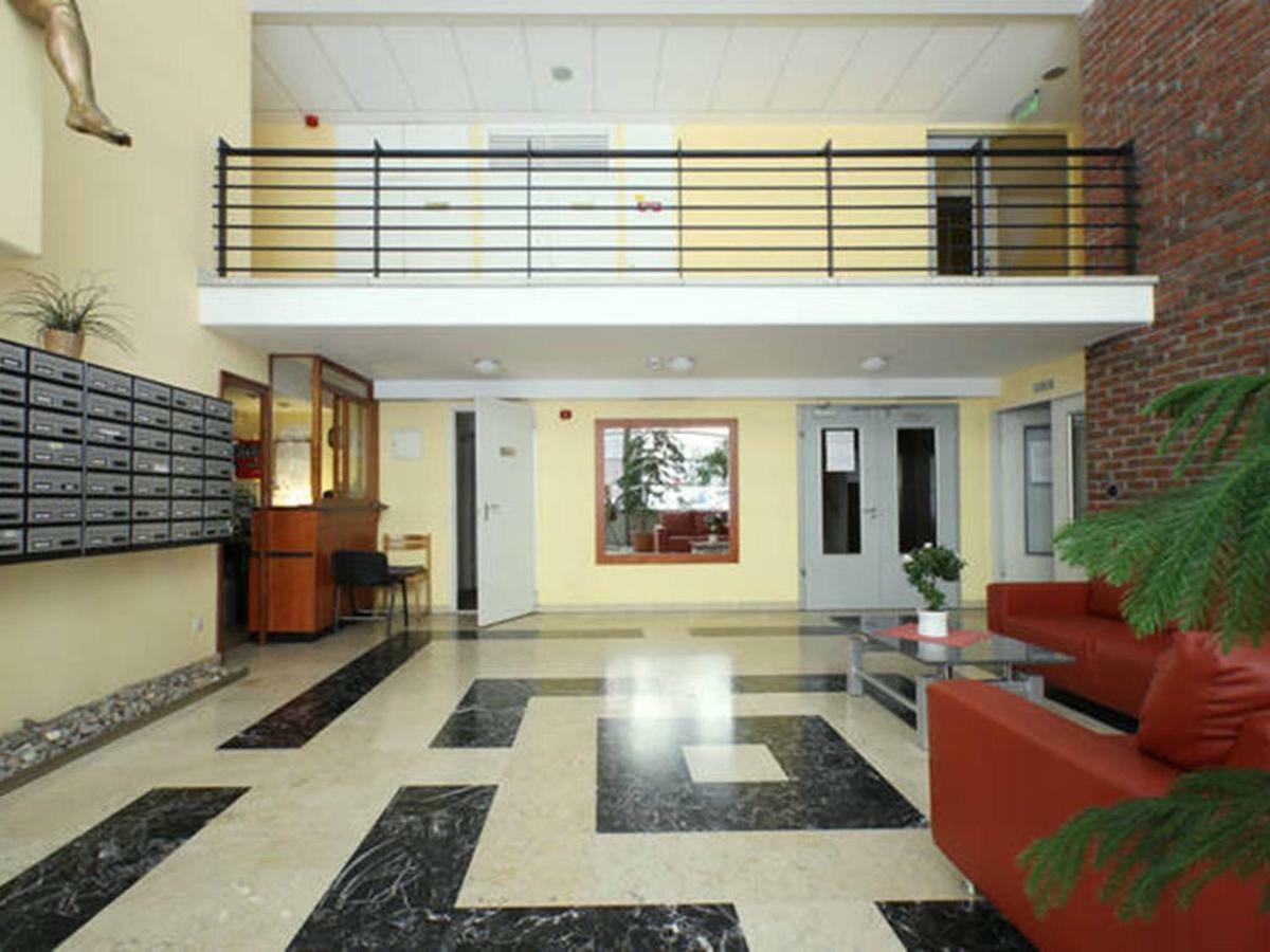 Downtown Garden Isle In Urban Style-Free Parking Apartment Будапеща Екстериор снимка